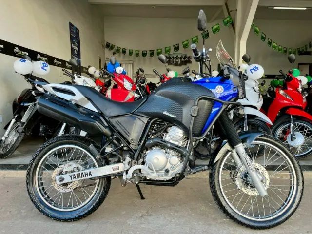 Tenere 250 / Preta / 2019 com 2024 pago!