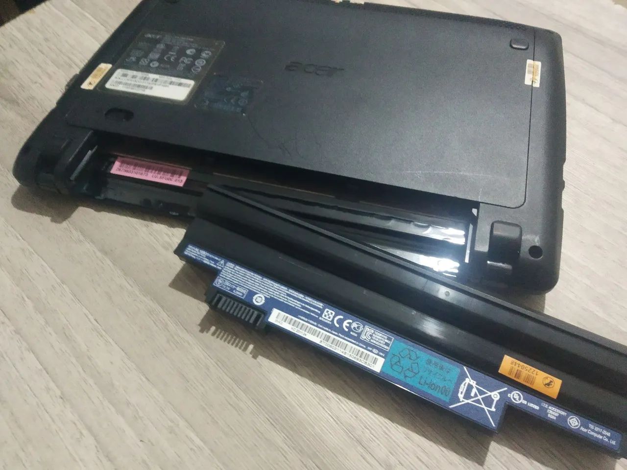 Notebook Acer Aspire One 772 - Foto 4