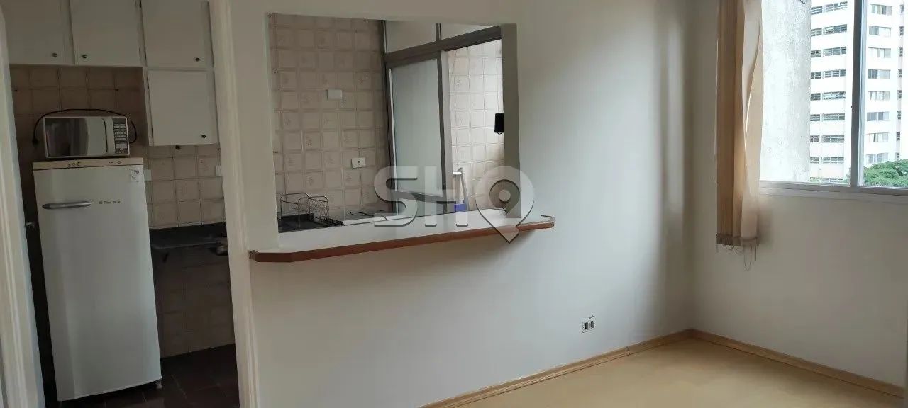 Apartamento na Rua Haddock Lobo