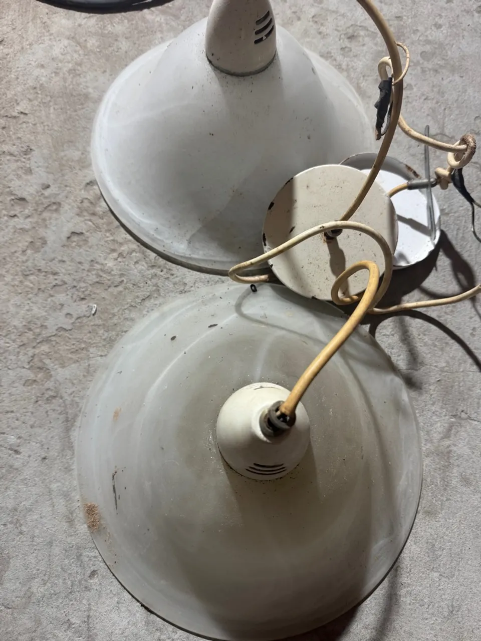 Cúpulas de luminária antigas