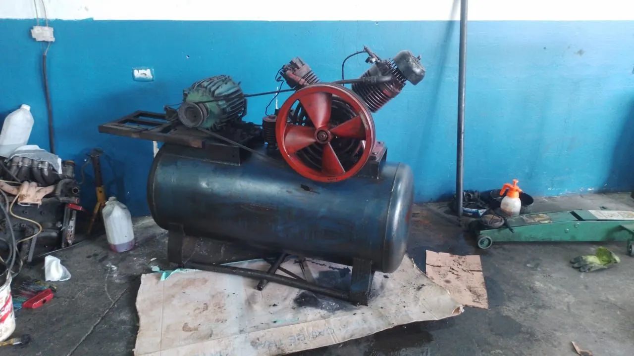 Compressor de Ar Industrial - Foto 3