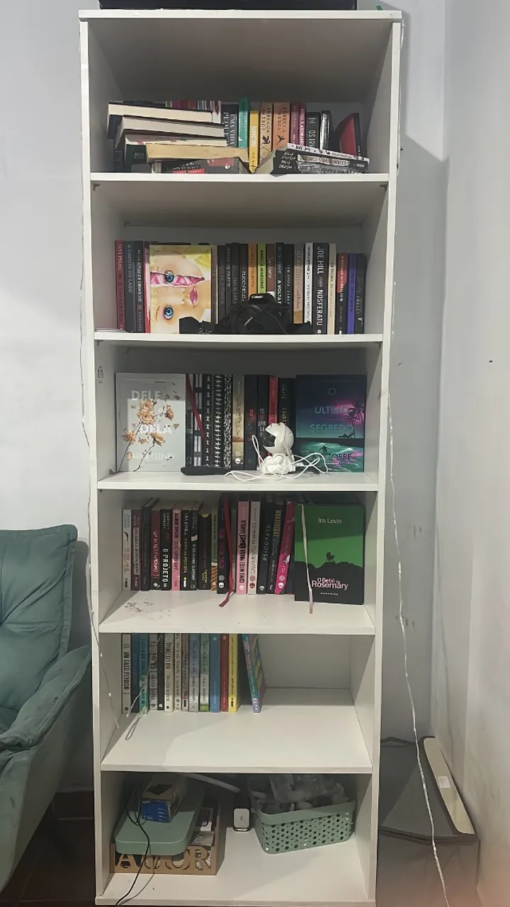 Estante de livros/utilidades