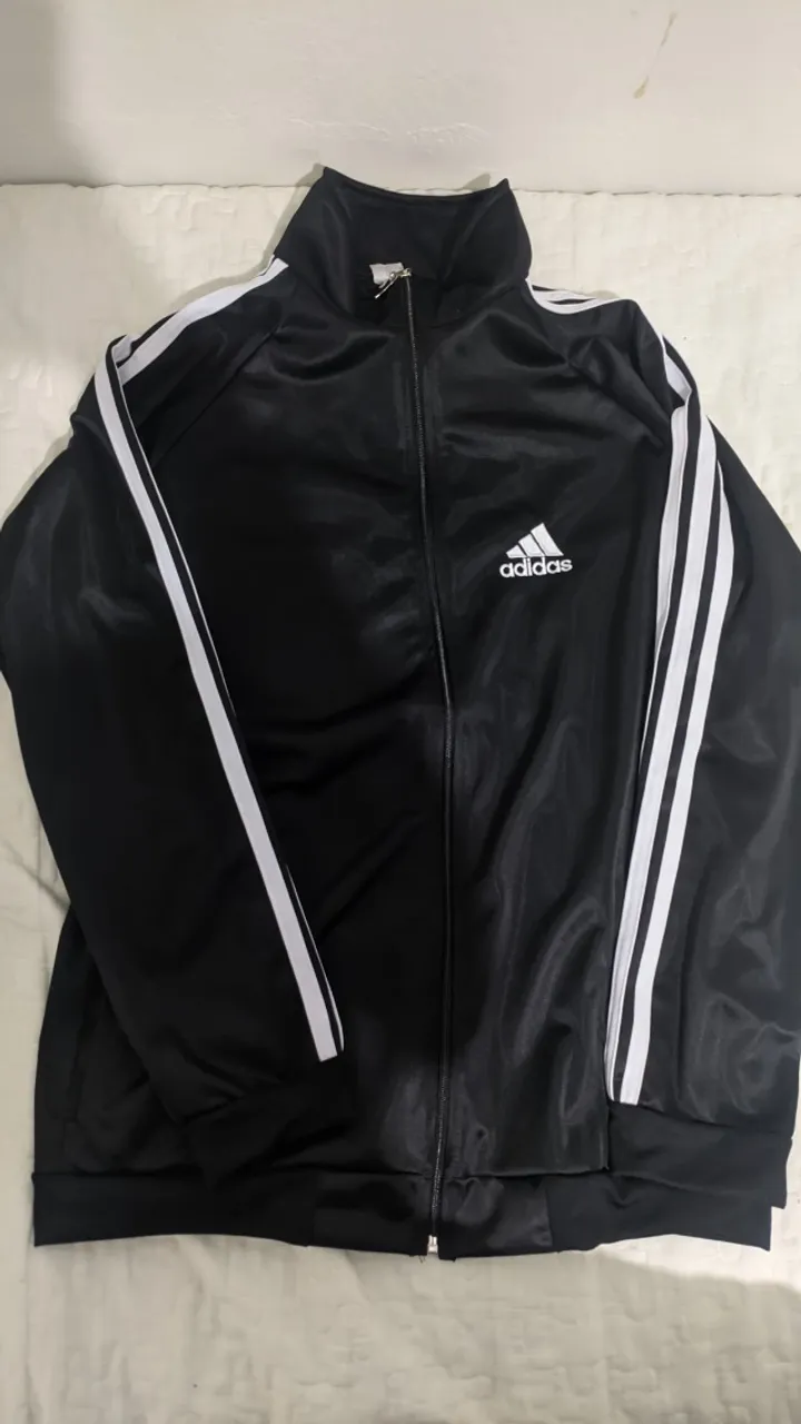 JAQUETA ADIDAS(aspecto novo) Apenas R$120!!!!