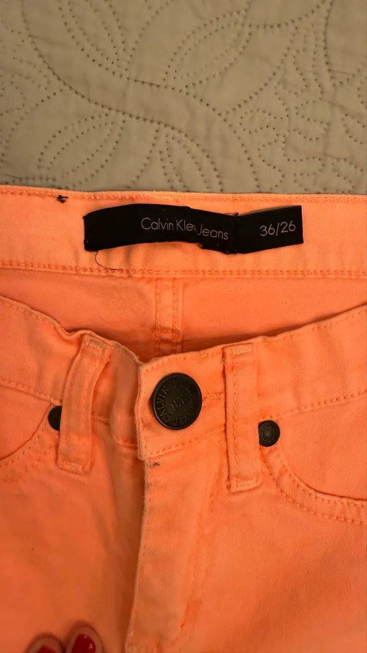 Calça jeans Calvin Klein feminina - Foto 4