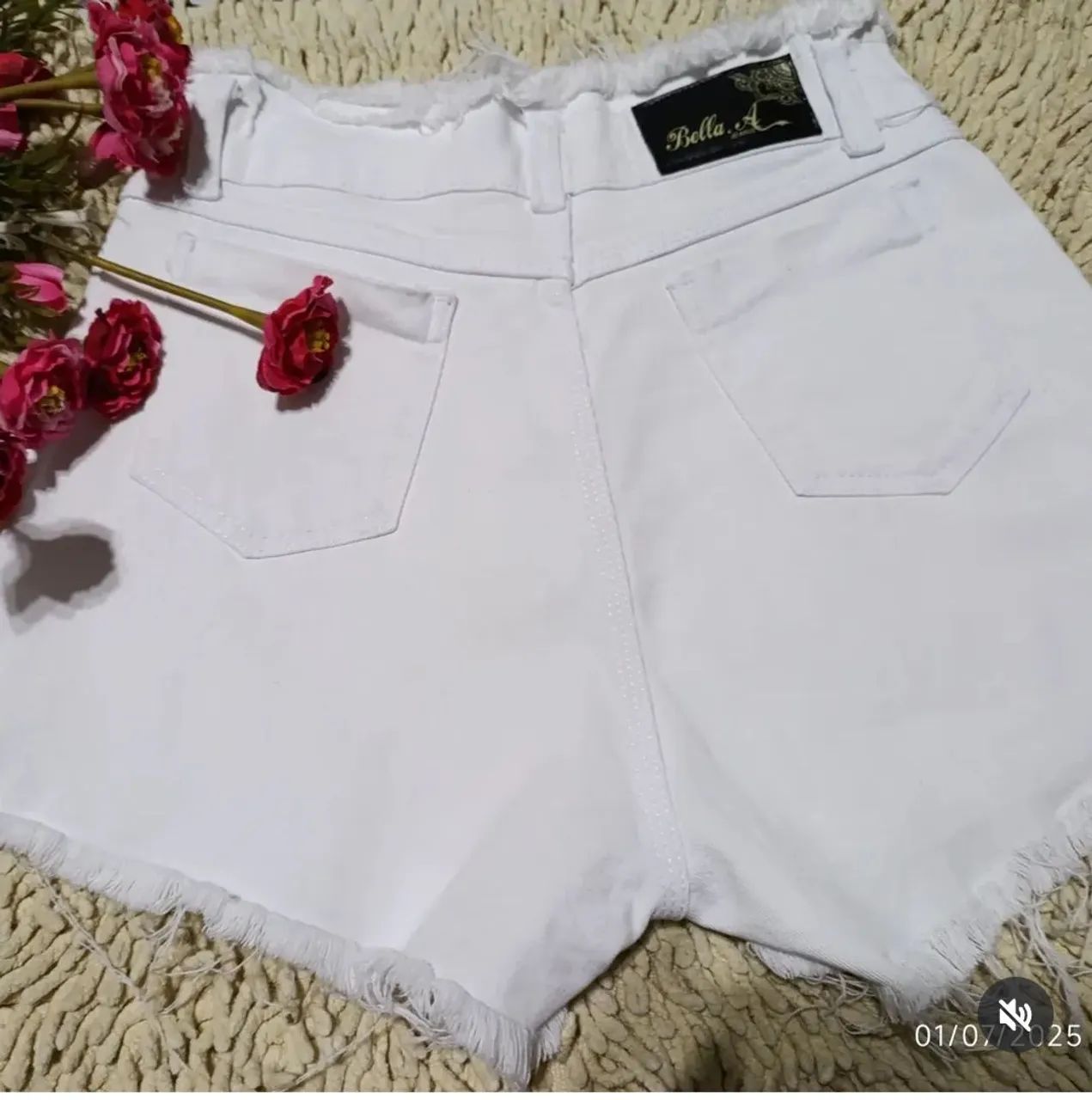 Shorts Jeans com elastano - Branco - Tamanho 38 - Foto 3