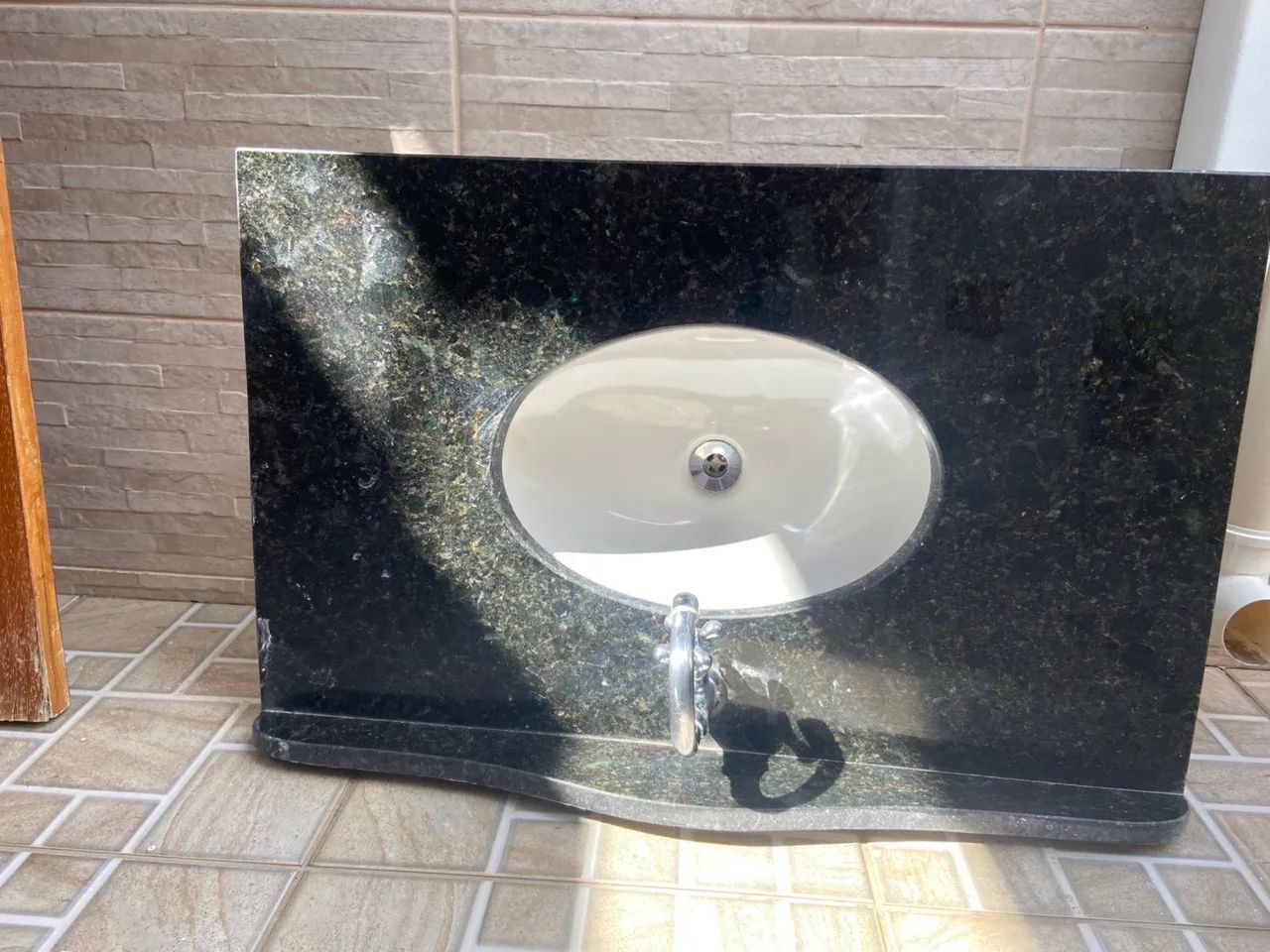 Pia de banheiro64330308538755120