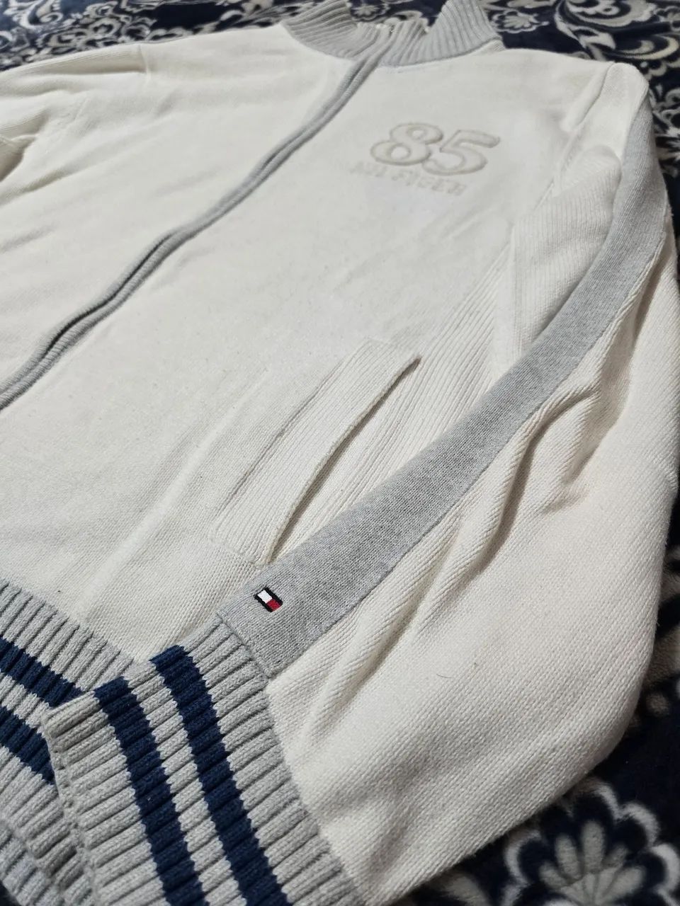 Casaco Tommy Hilfiger com bordado - Original - Foto 2