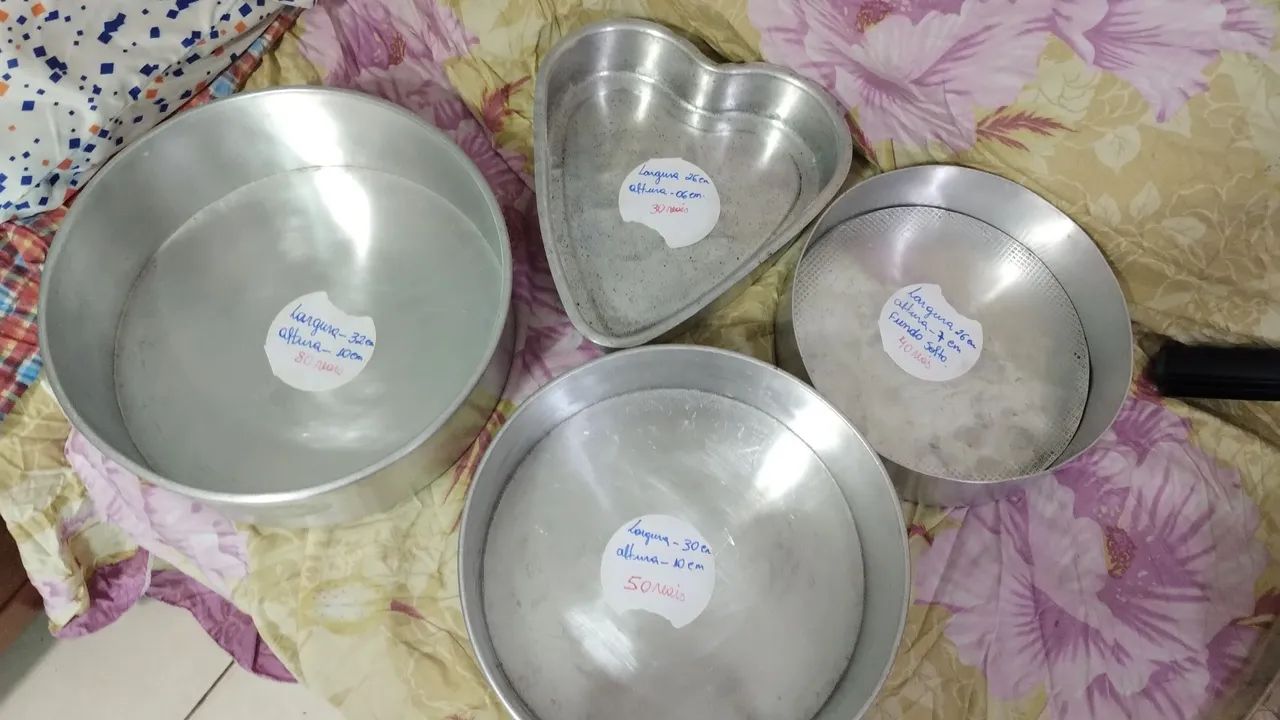 Formas para Bolos  - Foto 2