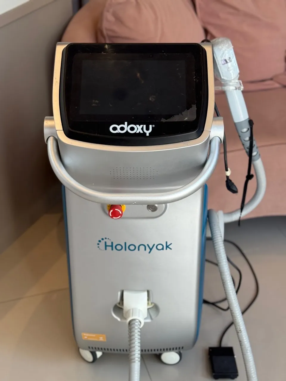 Aparelho de Depilação a LED - Adoxy HOLONYAK