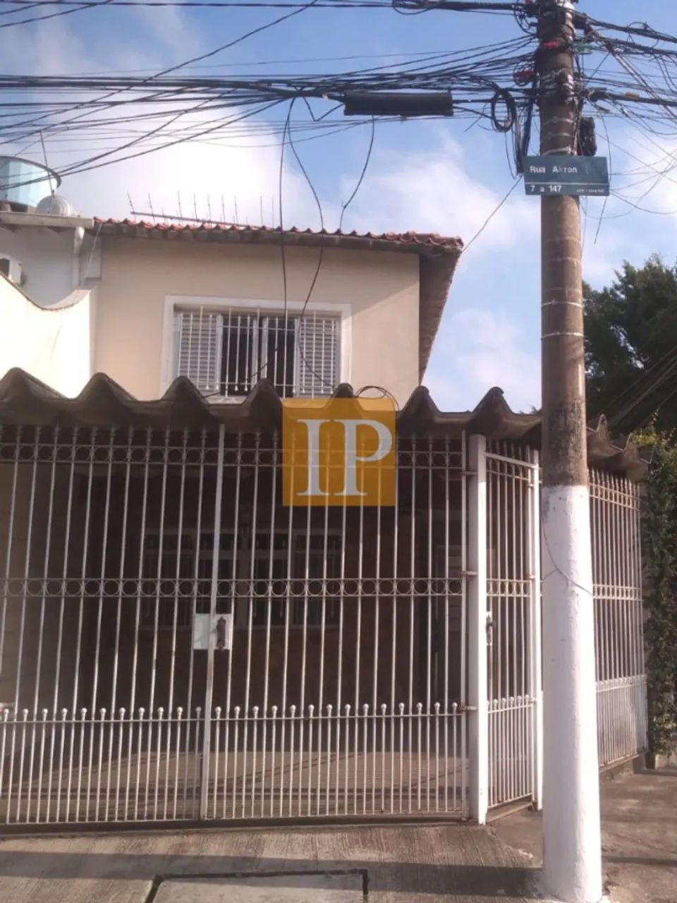 P1 068 - SOBRADO NO JD. ARICANDUVA COM 03 DORMITÓRIOS