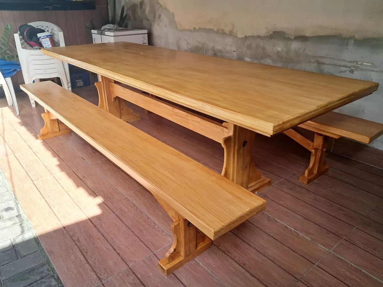 Mesa de Jantar Rústica em Madeira Maciça - Foto 2