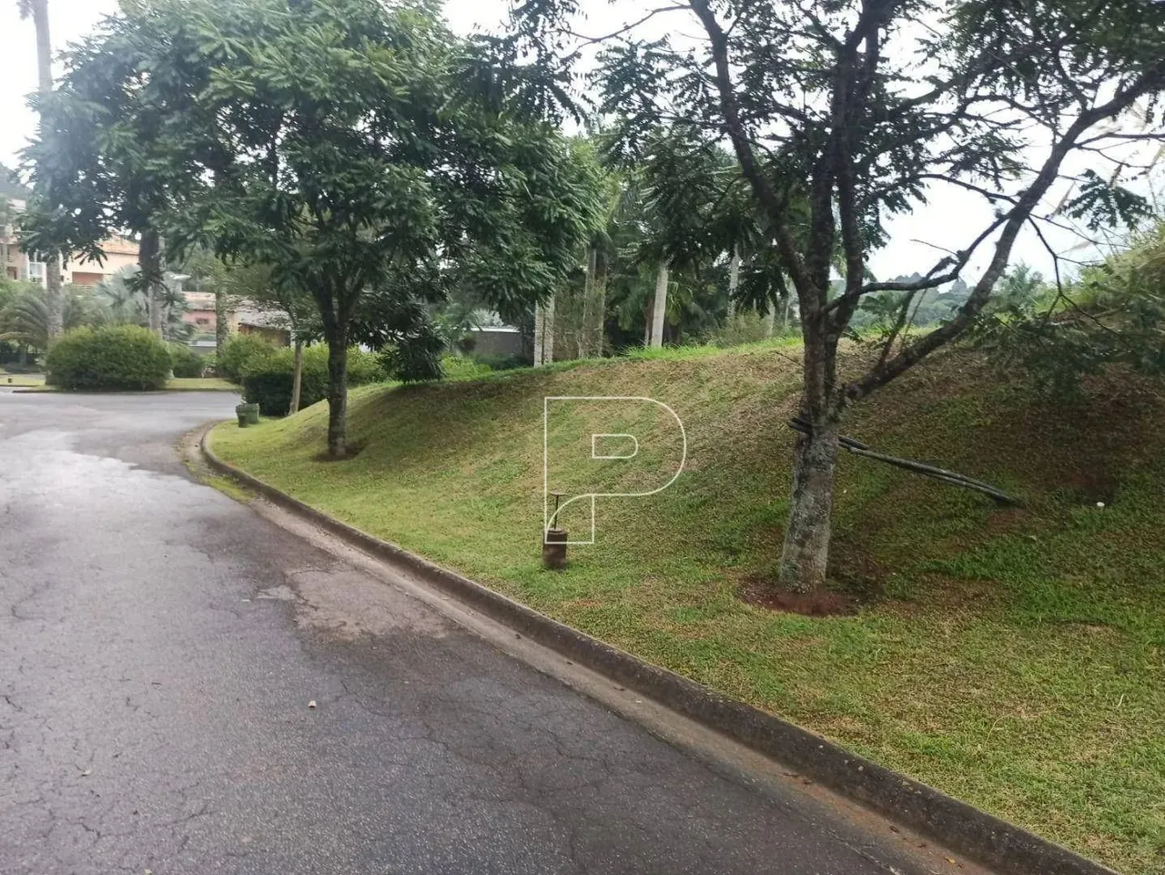 Terreno à venda, 2385 m² por R$ 2.500.000,00 - Granja Viana - Cotia/SP