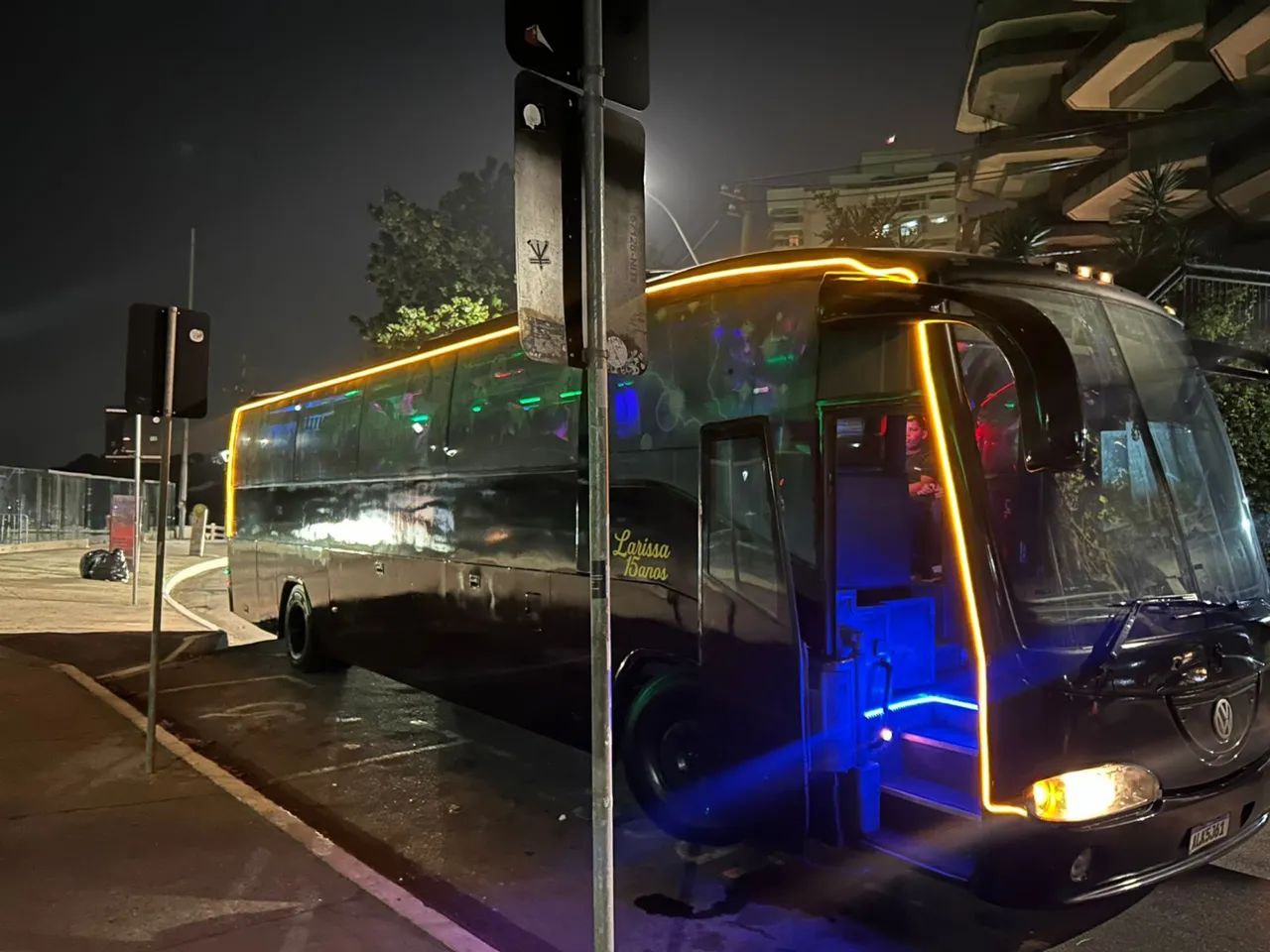 Ônibus Balada - Oportunidade de Negócio 