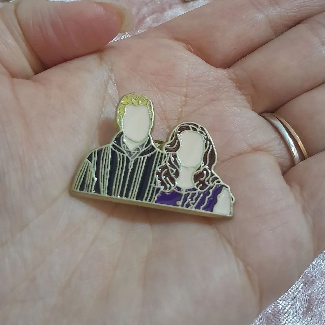 Broche / Pin Crepúsculo - Carlisle e Esme