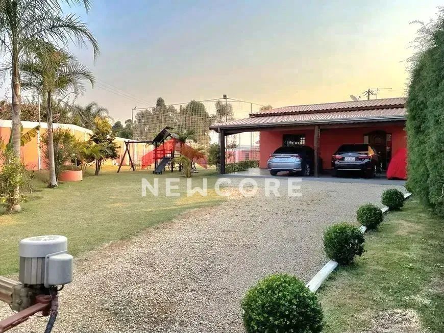 Chácara em Estrada Turística da Capela - Campininha (Canguera) - São Roque/SP