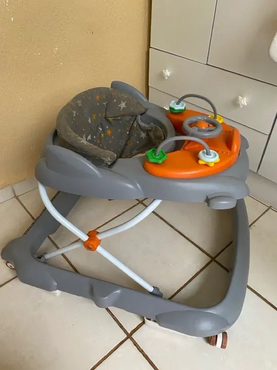 Andador para bebê - Divertido e seguro