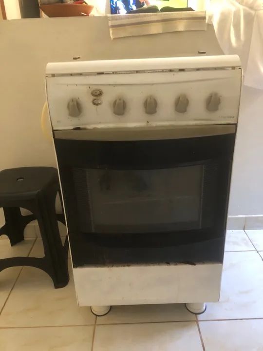 Fogão 4 Bocas com Forno - Foto 2