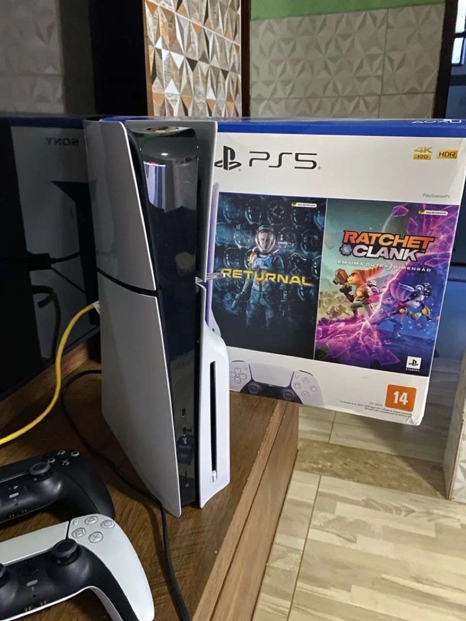 Playstation 5 - Console + Jogos (1 MÊS de uso) - Foto 2