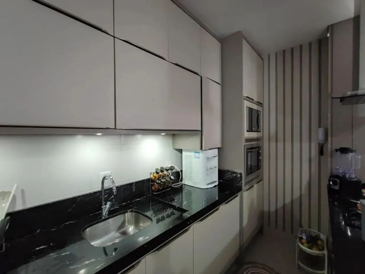 Apartamento com 3 dormitórios à vendano Centro de Navegantes/SC - Foto 5