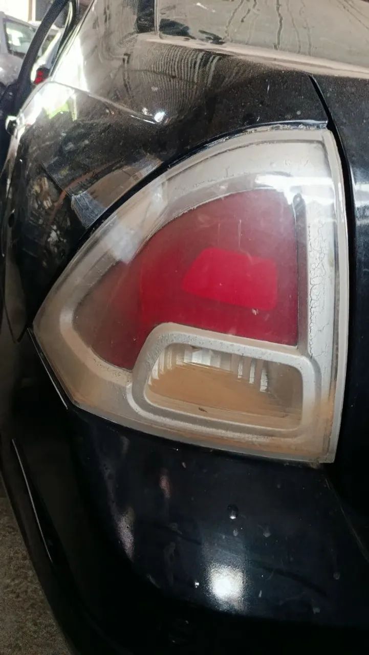 Lanterna fusion esquerda 
