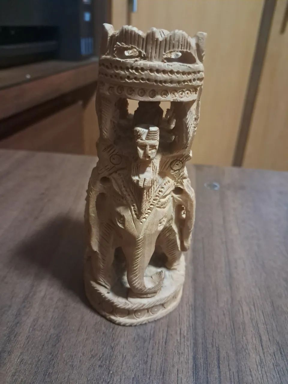 Escultura - Elefante Indiano - Madeira