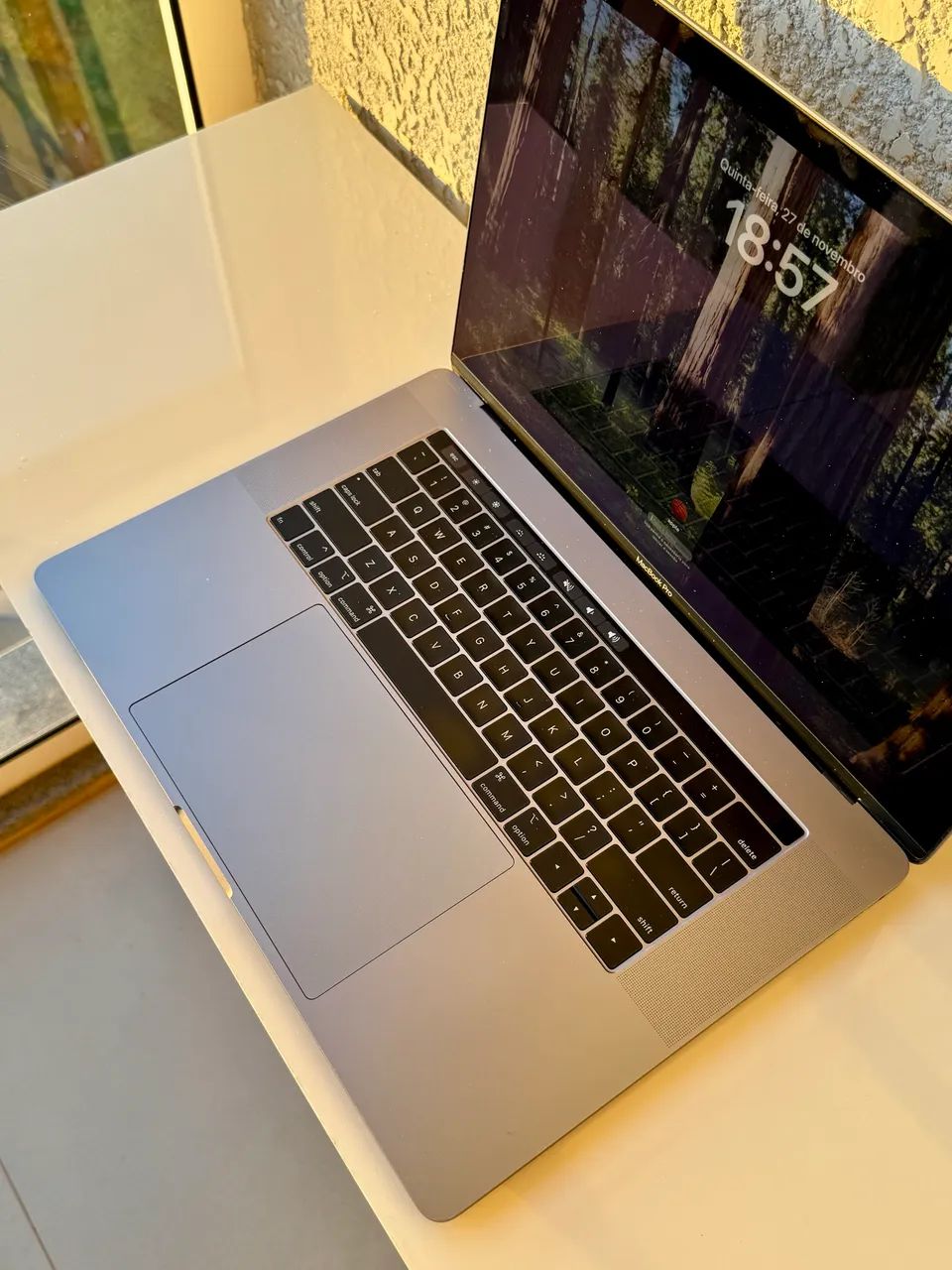 ［SALE！美品］ MacBook Pro 15inch 2018/555 MacBook Pro 2018 15? i7 16GB RAM 256SSD Radeon Pro 555 - Notebooks