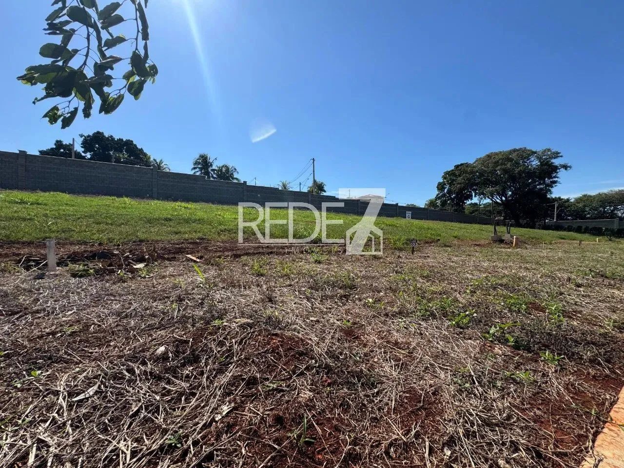 Terreno em Condomínio à Venda em Paulínia-SP, Bairro Betel - 370m² de ...