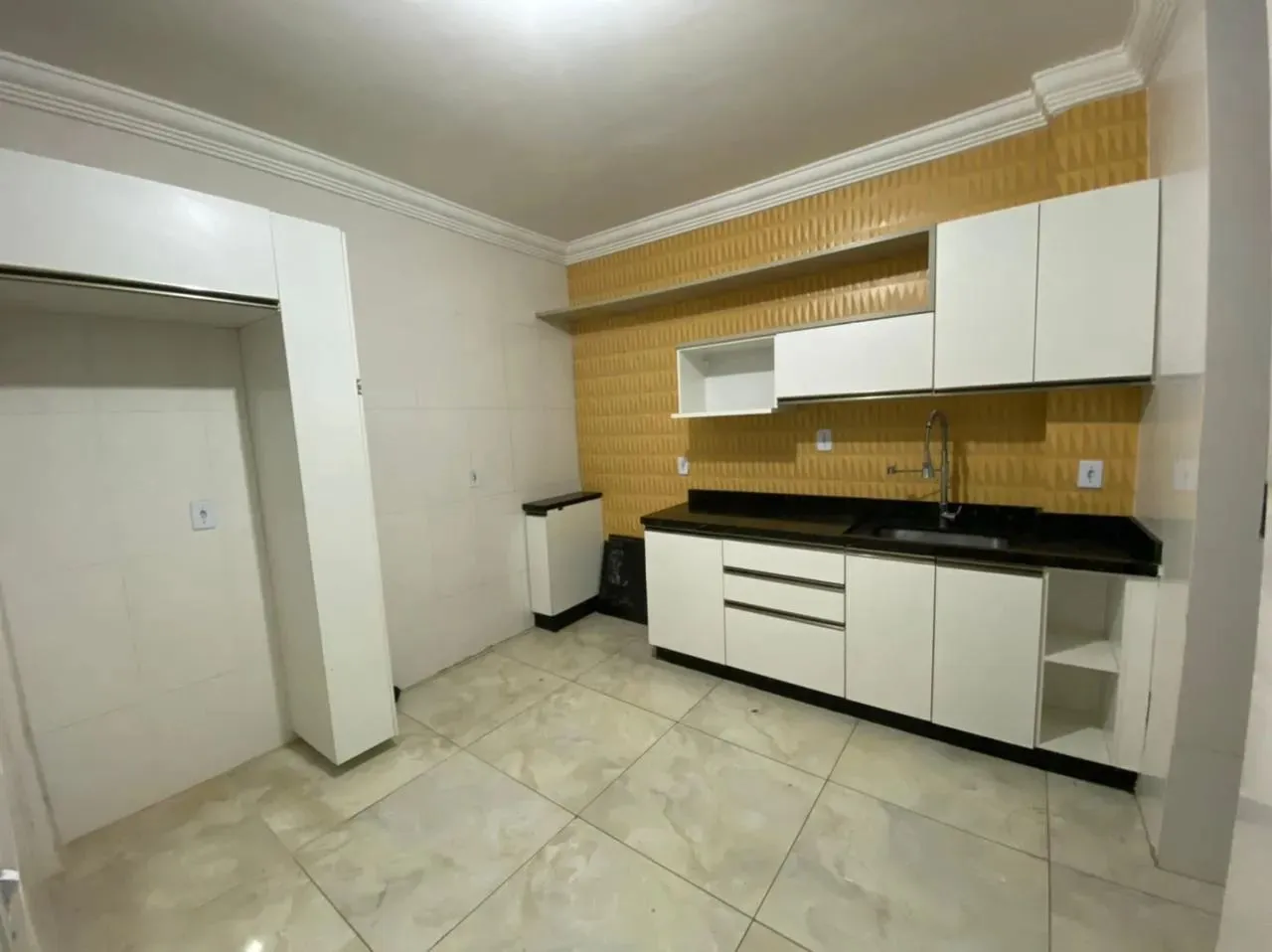 Imóvel para aluguel tem 90 metros quadrados com 3 quartos em Riacho Fundo I - Brasília - D