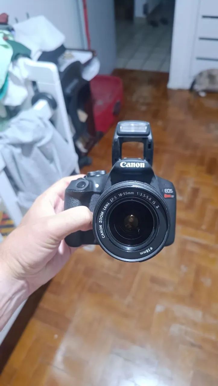 Câmera canon t7 rebel
