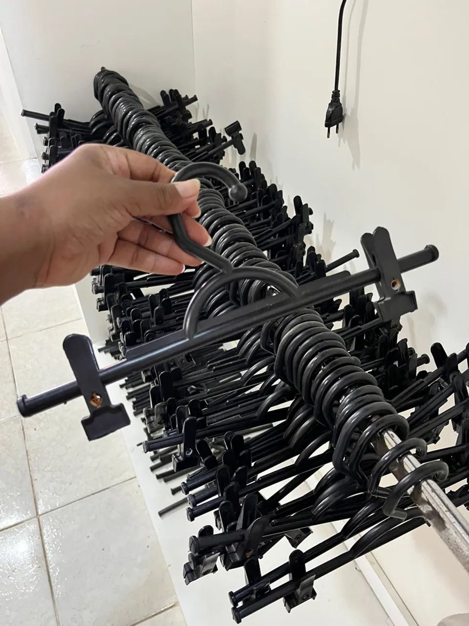 Mannequin de Acrílico Transparente E OUTROS DESAPEGOS para loja - Foto 4