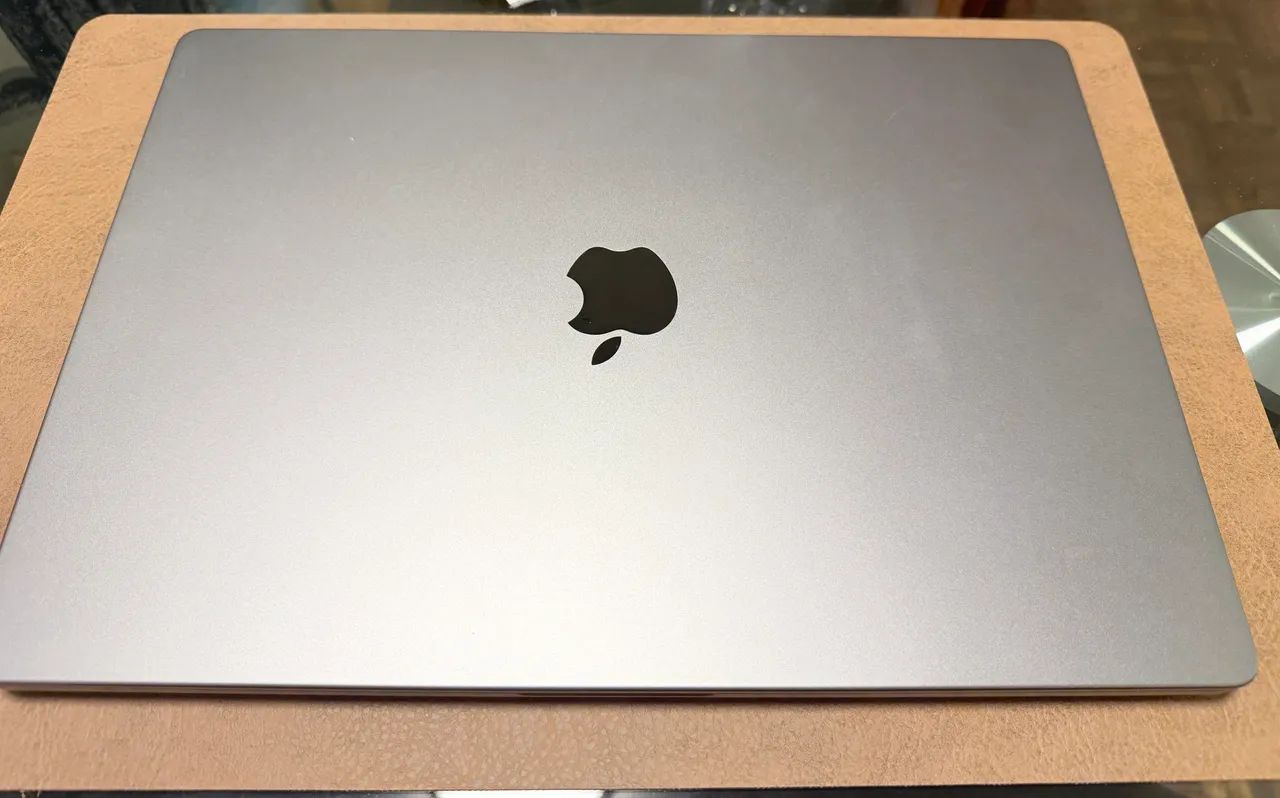 MacBook Pro 16 Polegadas M1 Max - 32GB RAM - 512GB SSD