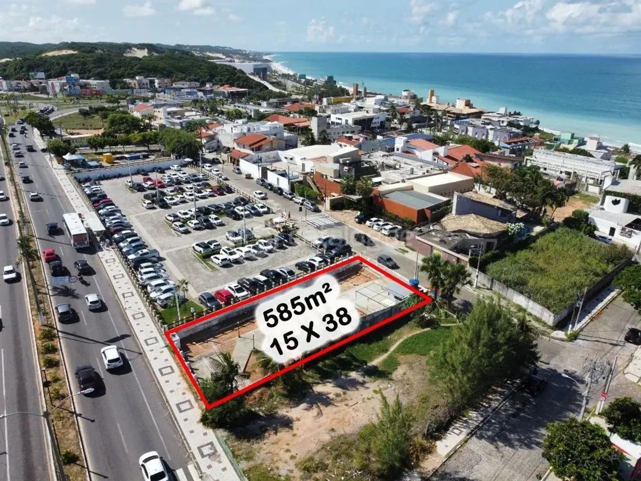 Terreno comercial à venda ou locação em Ponta Negra  585m² de visibilidade e localização e