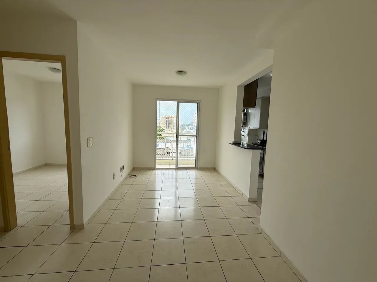 Apartamento com 2 quartos para locação na Estrada dos Bandeirantes - Foto 2