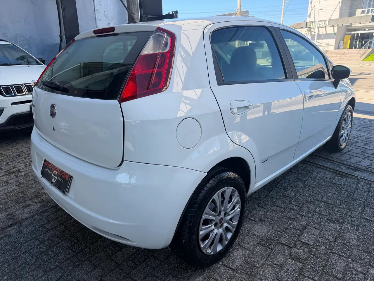Fiat Punto Attractive 1.4 Fire Flex 8V 5P 2011 - Foto 4