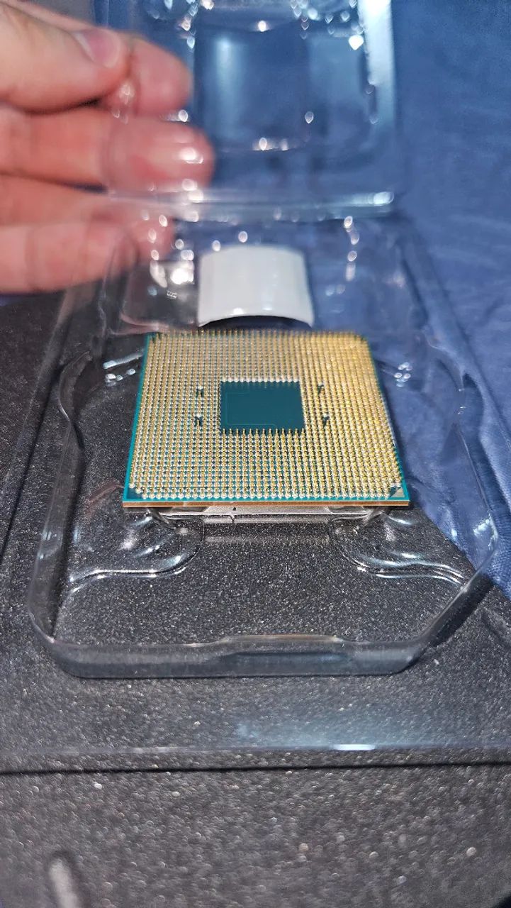 Ryzen 3 2200G + cooler AMD - Foto 2