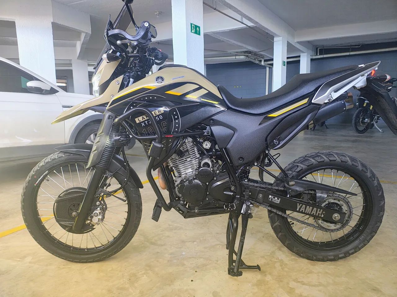 XTZ 250 LANDER - Foto 2