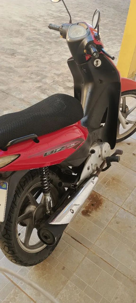 BIZ 125+  - Foto 4