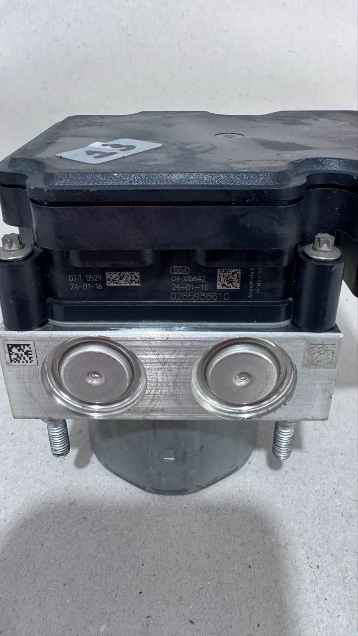 Modulo Freio Abs 0265956610 476605r00a Nissan Kicks Dp - Foto 4