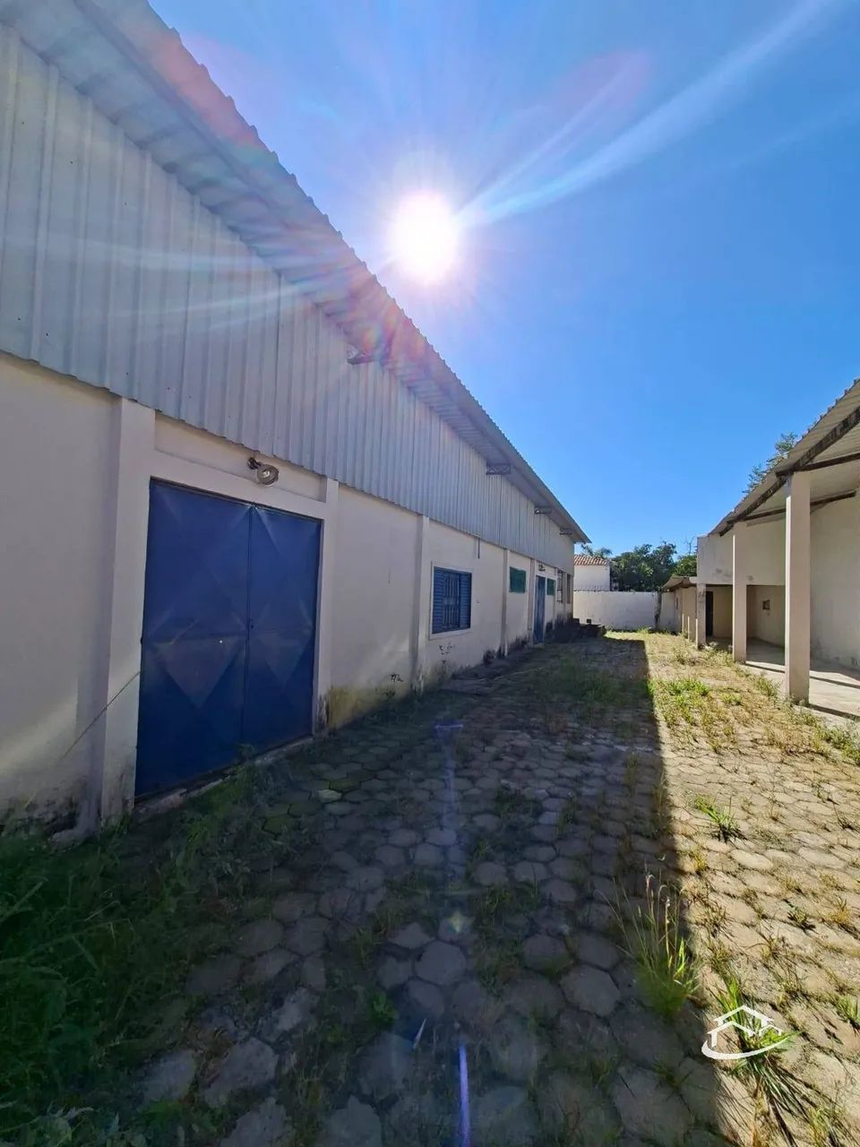 Galpão Comercial na Vila Nunes em Lorena para Locação