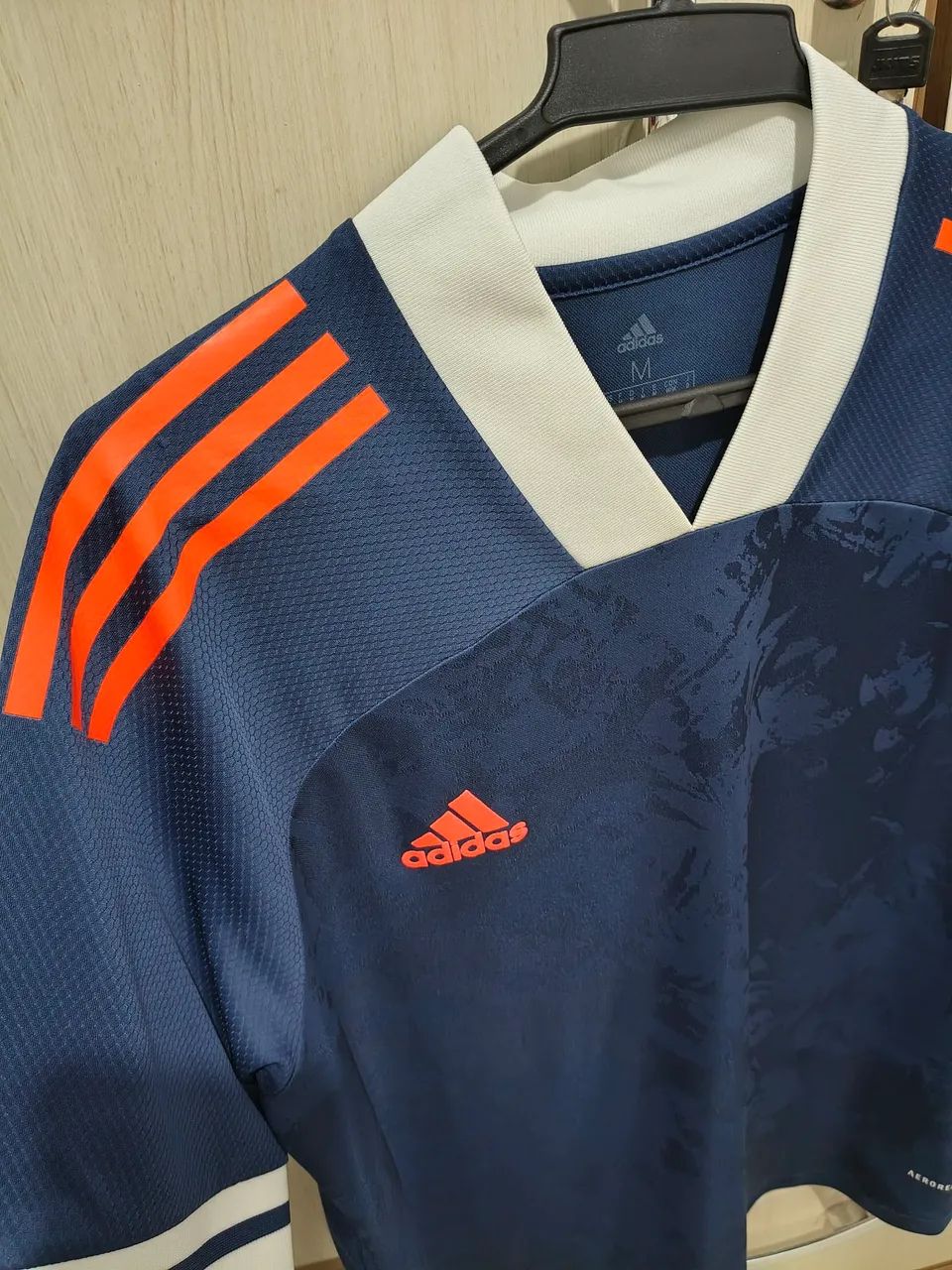 Camiseta Adidas original ! T-M - Foto 4