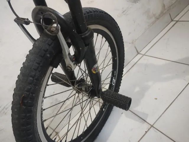 Bicicleta media usada