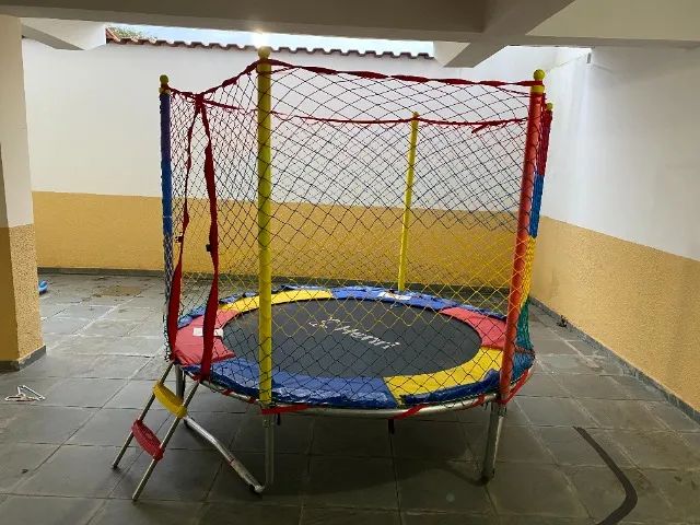 Cama Elástica 2,00m MUITO NOVA