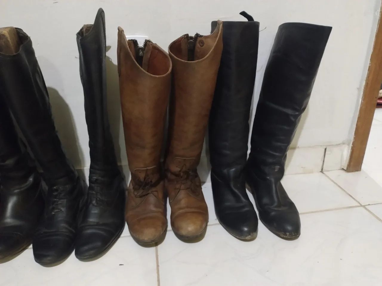 Bota e capacete 