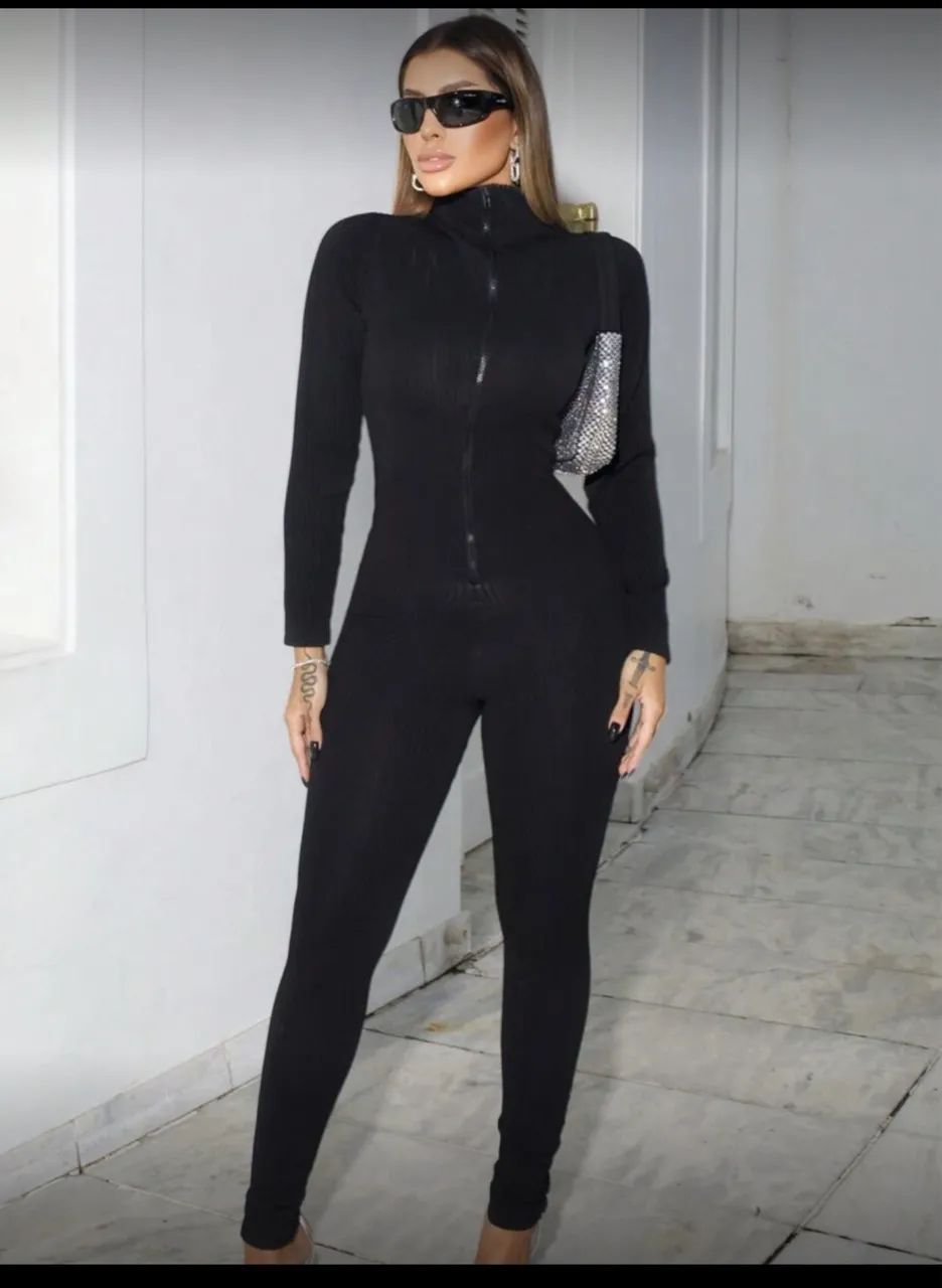 Macacão zíper  - Foto 3