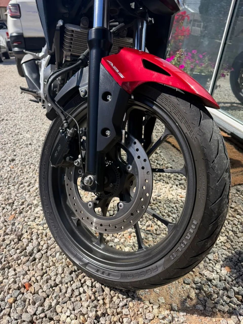 CB 300F Twister  - Foto 4