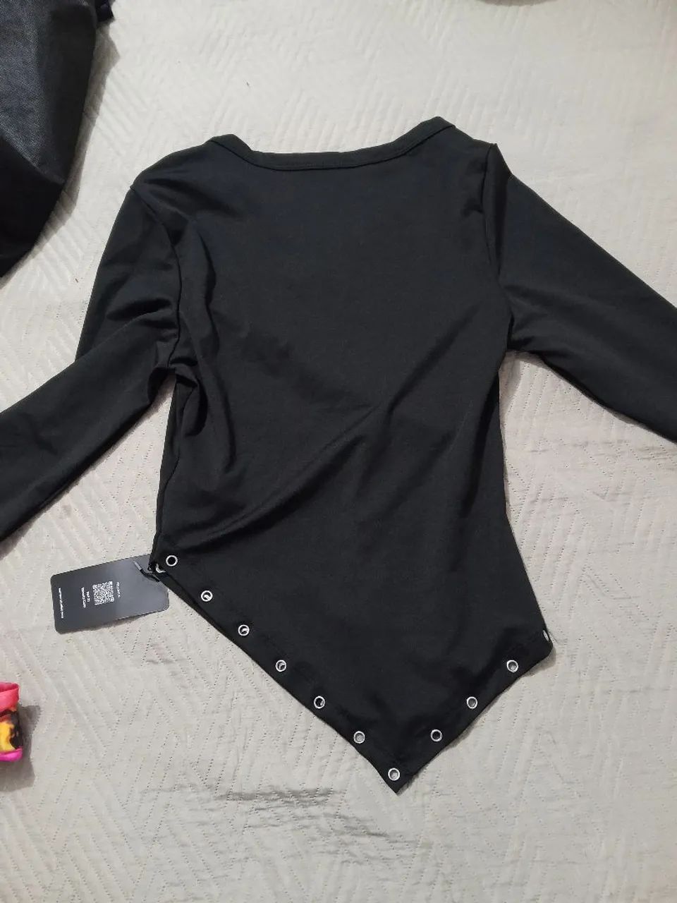 Blusa manga longa preta  - Foto 2