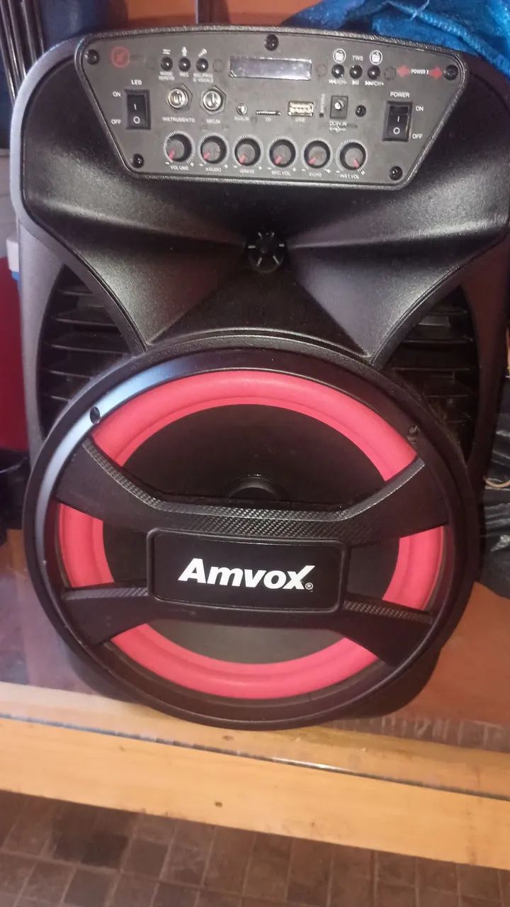 Caixa de som avox 