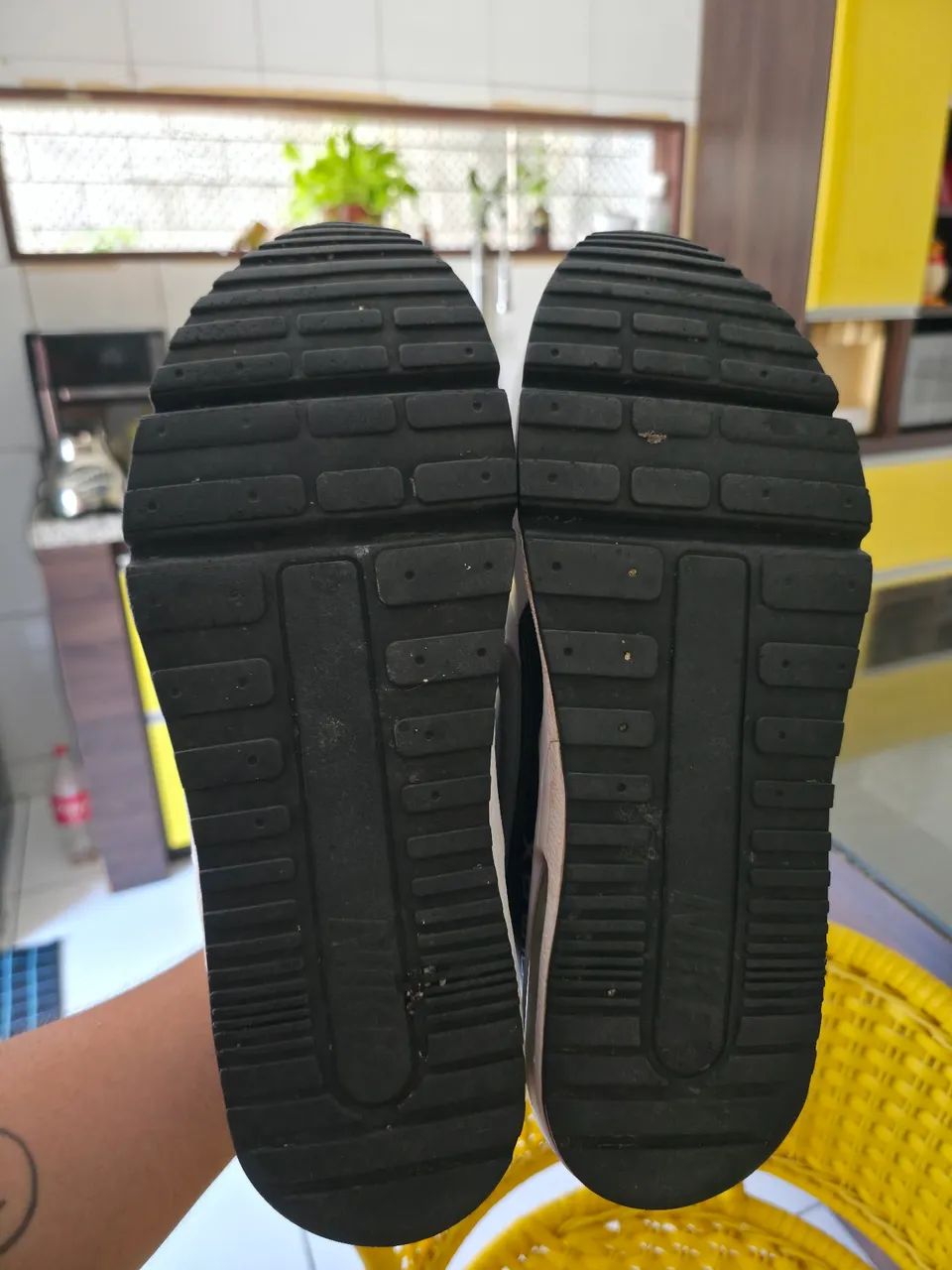 Tênis Nike LTD 3 - Foto 4