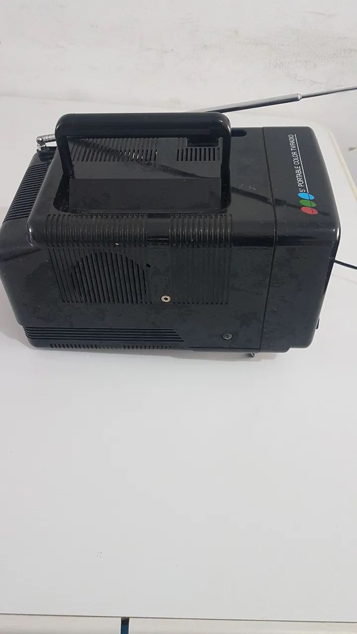 Mini TV  5 colorida  Magnatech MT 3500 anriga - Foto 3