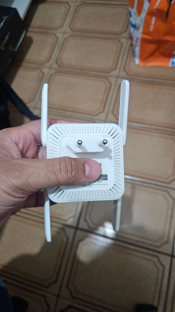 Repetidor Wi-Fi dual band ac1200 - Foto 2